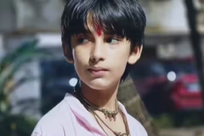 ছেলের স্বপ্নপূরণে অজিঙ্ক্যর পরিবার বিহার থেকে মুম্বইয়ে চলে আসে। আর্থিক সীমাবদ্ধতা থাকলেও পরিবারের সমর্থনই তাঁর বড় শক্তি। অভিনেতা মনোজ বাজপেয়ী অজিঙ্ক্যর 'রোল মডেল'।